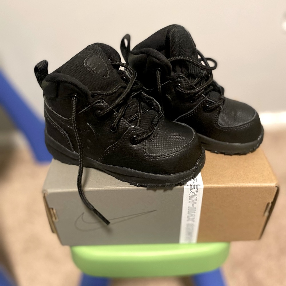 Nike Black boots